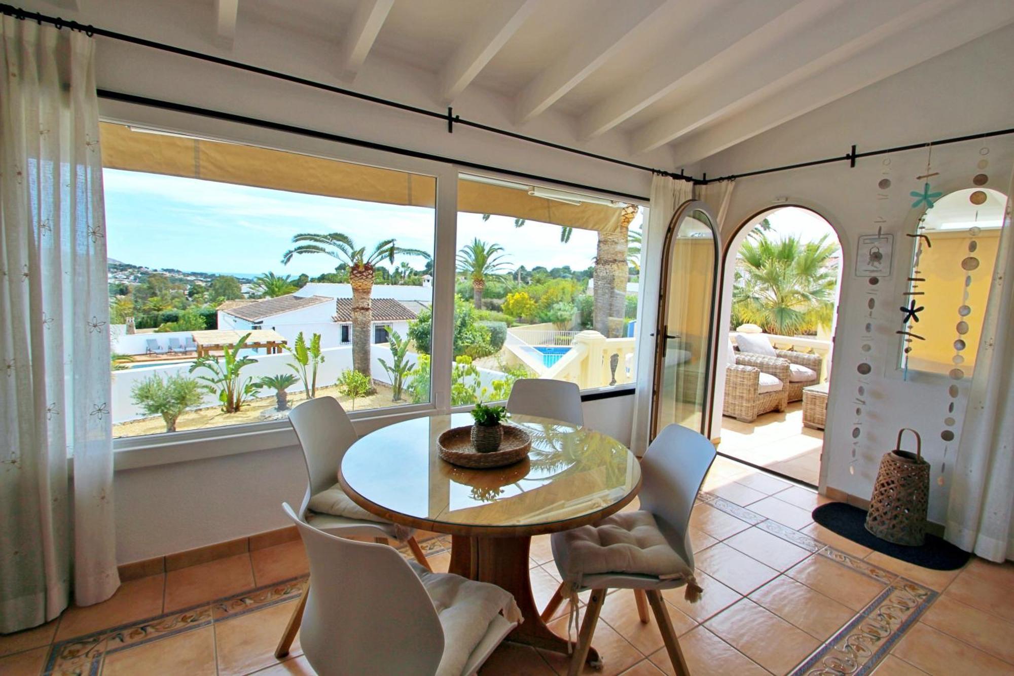 Golondrina Villa Moraira
