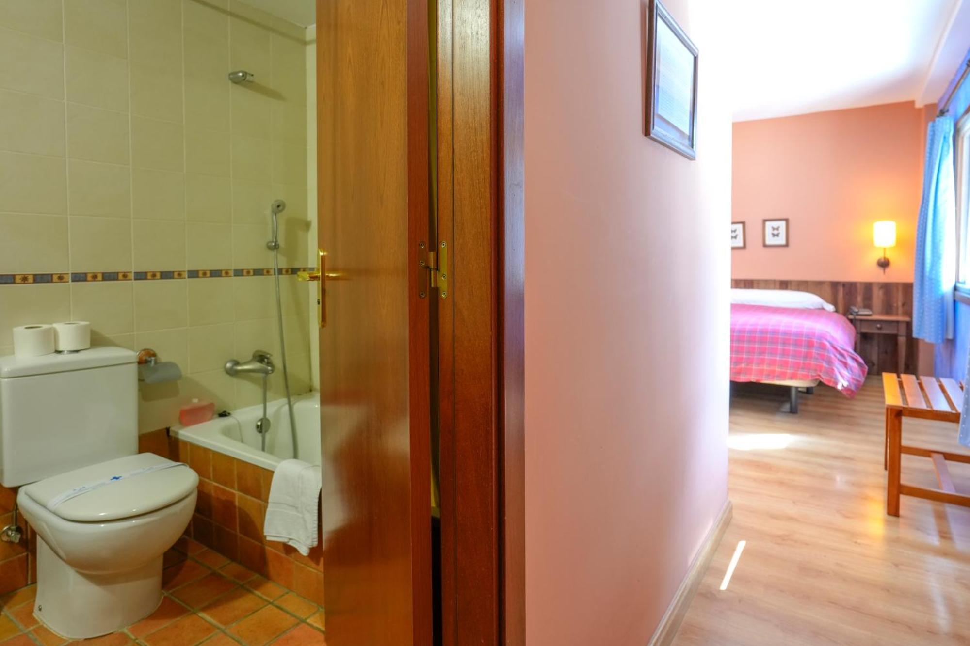 Turpí Hotel
