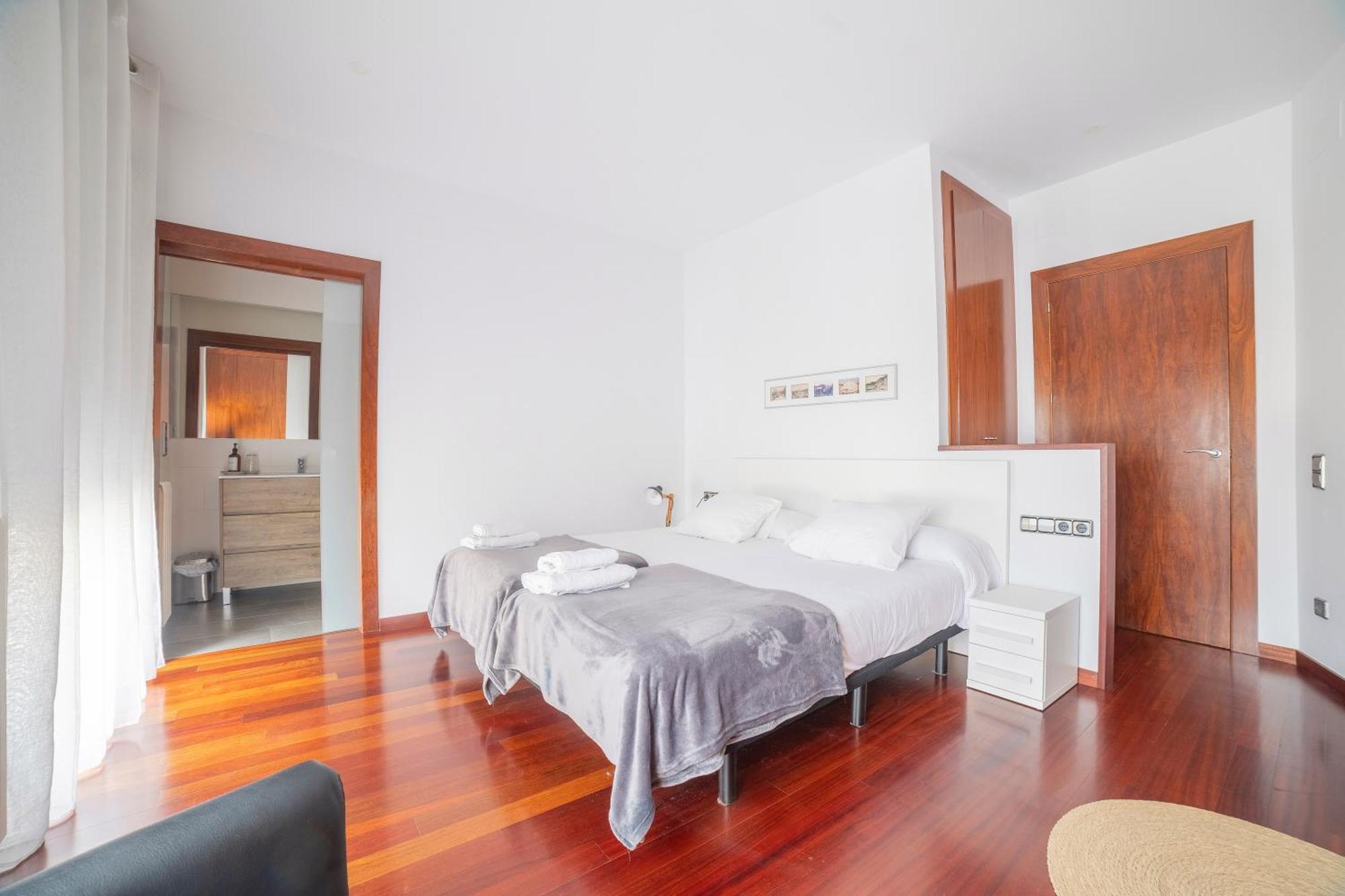 Mazi Colón Apartamento Vic