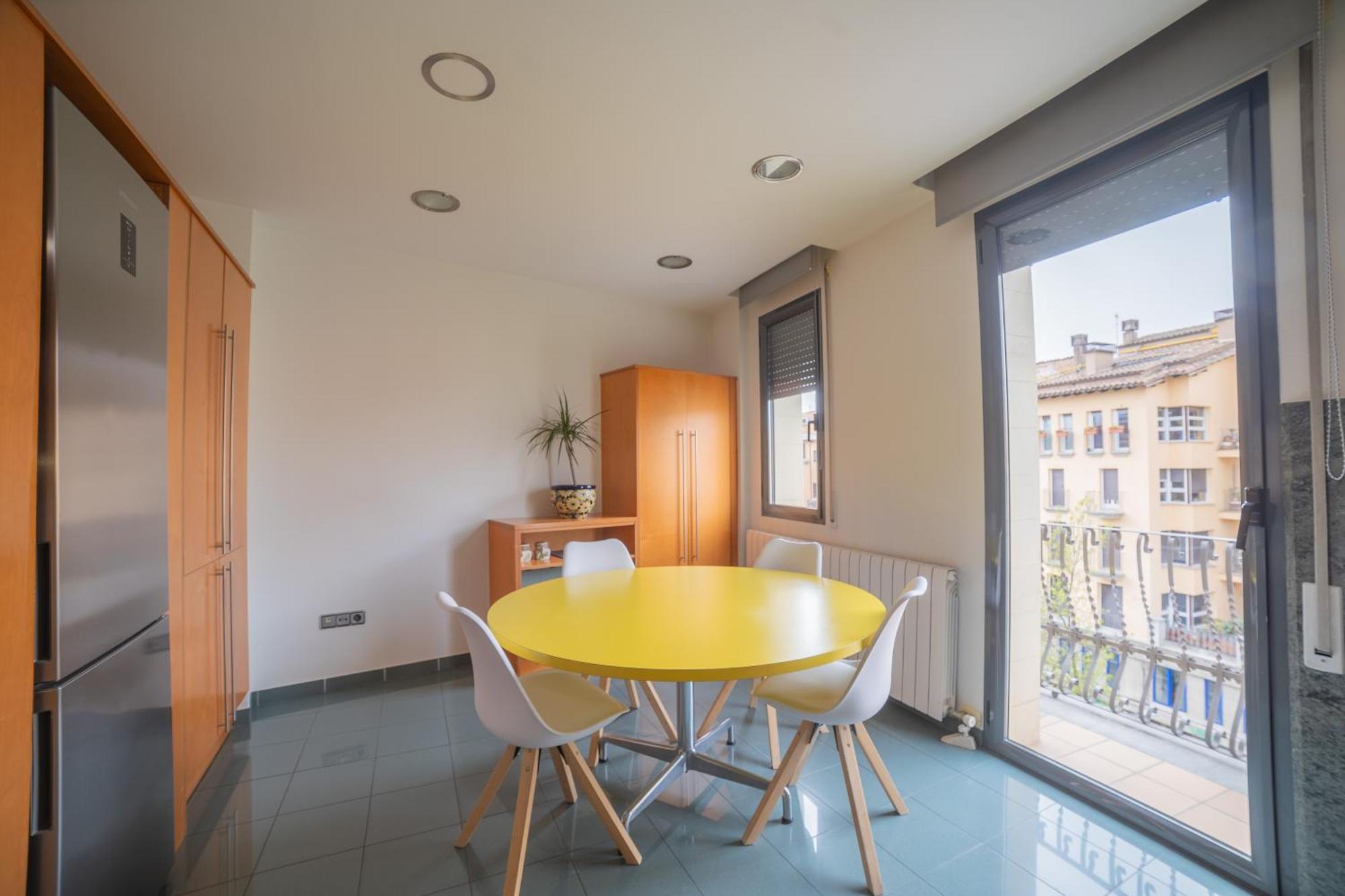 Apartamento Mazi Colón Vic