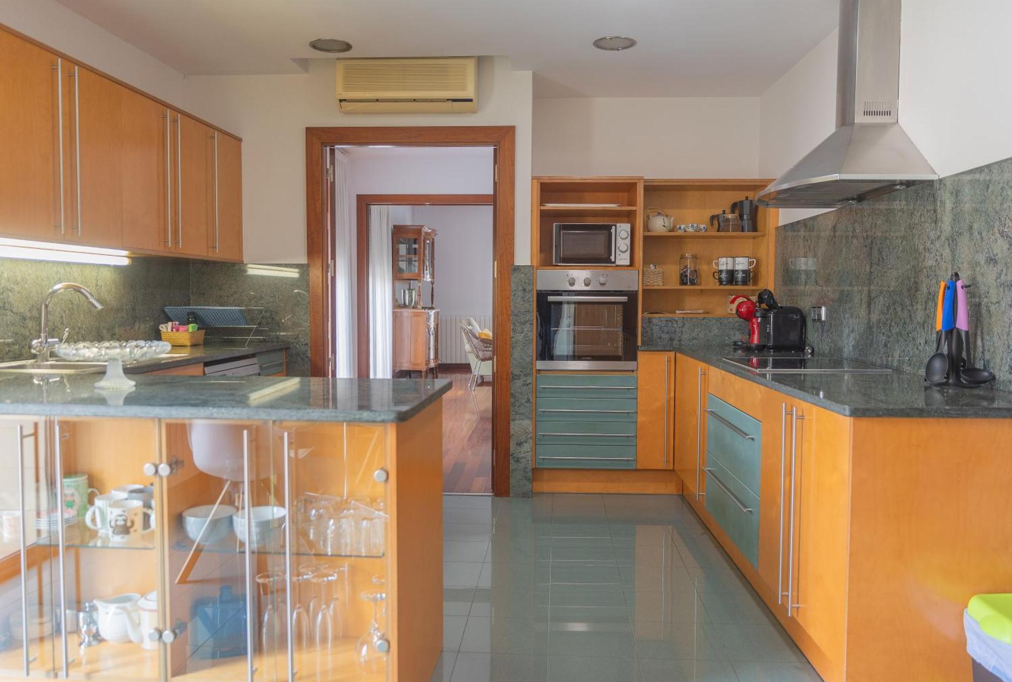 Mazi Colón Apartamento *