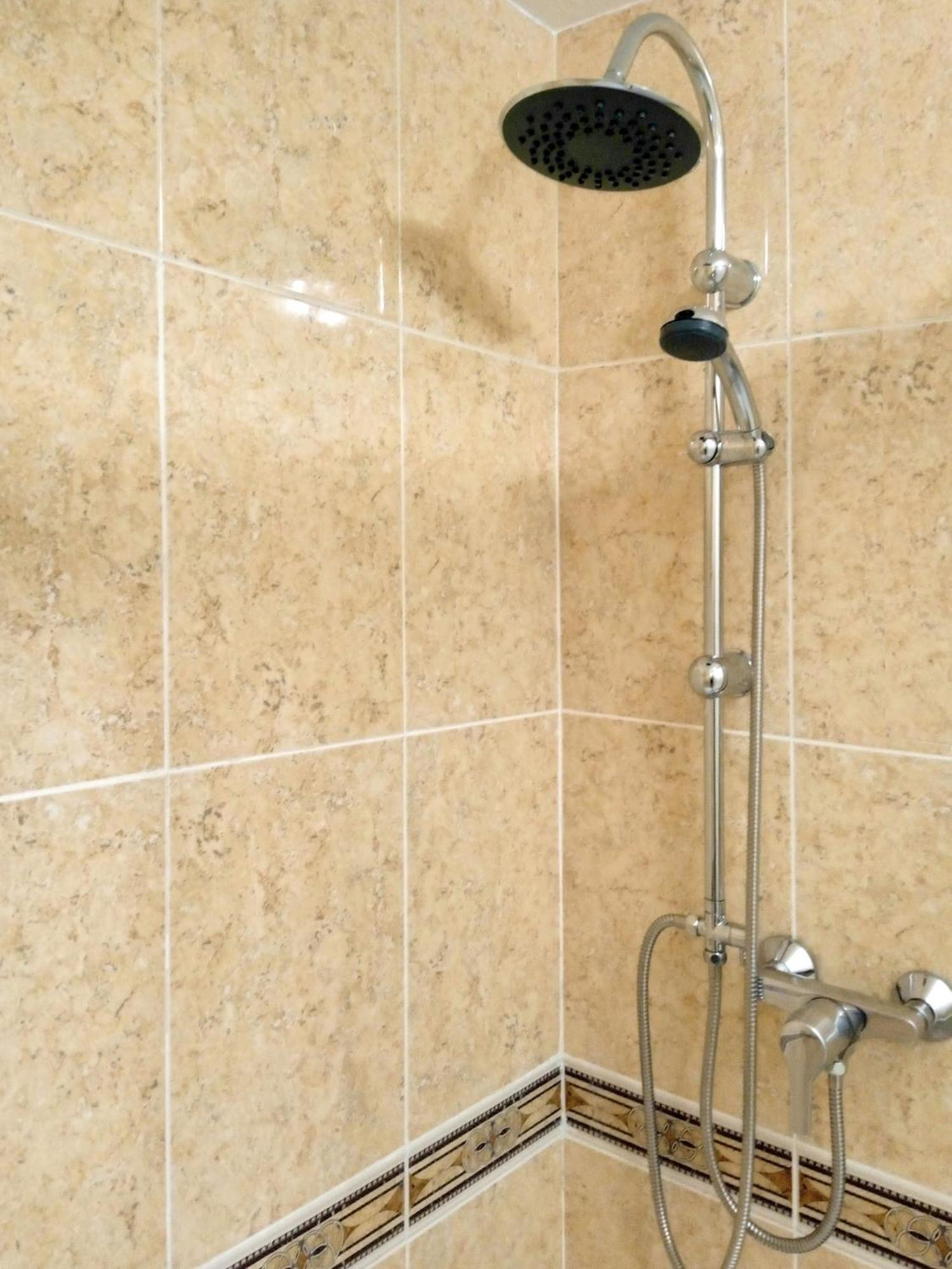 Piso En Espacioso, Con Vistas Y Garaje Apartamento