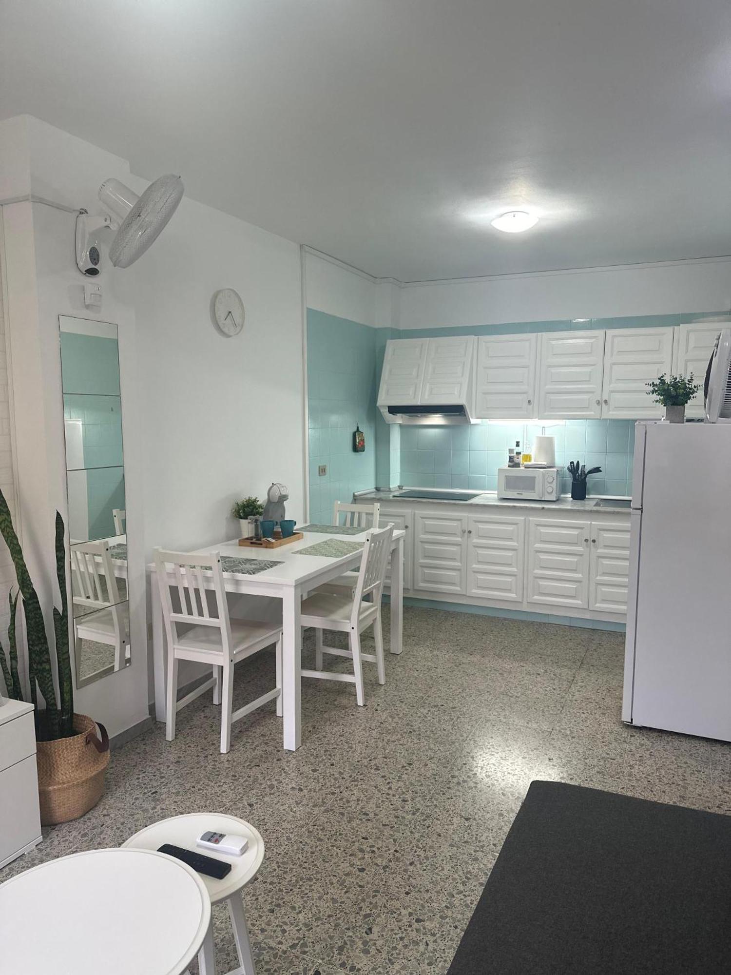 Vv_cmbajamar Apartment *