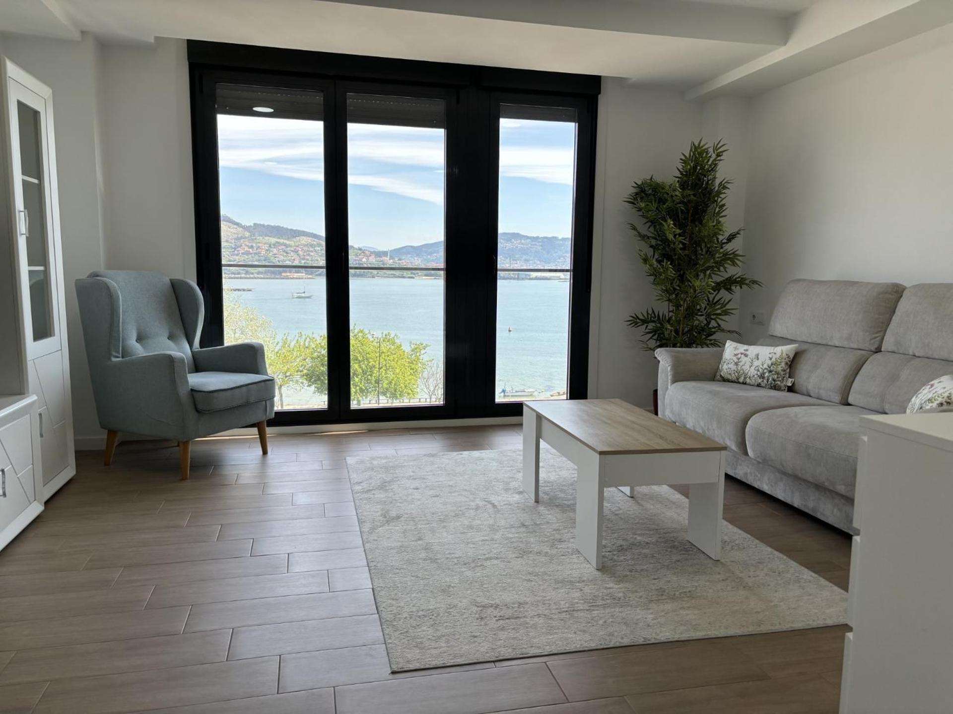 Apartamento A Estrenar Vistas Al Mar, Céntrico Moaña
