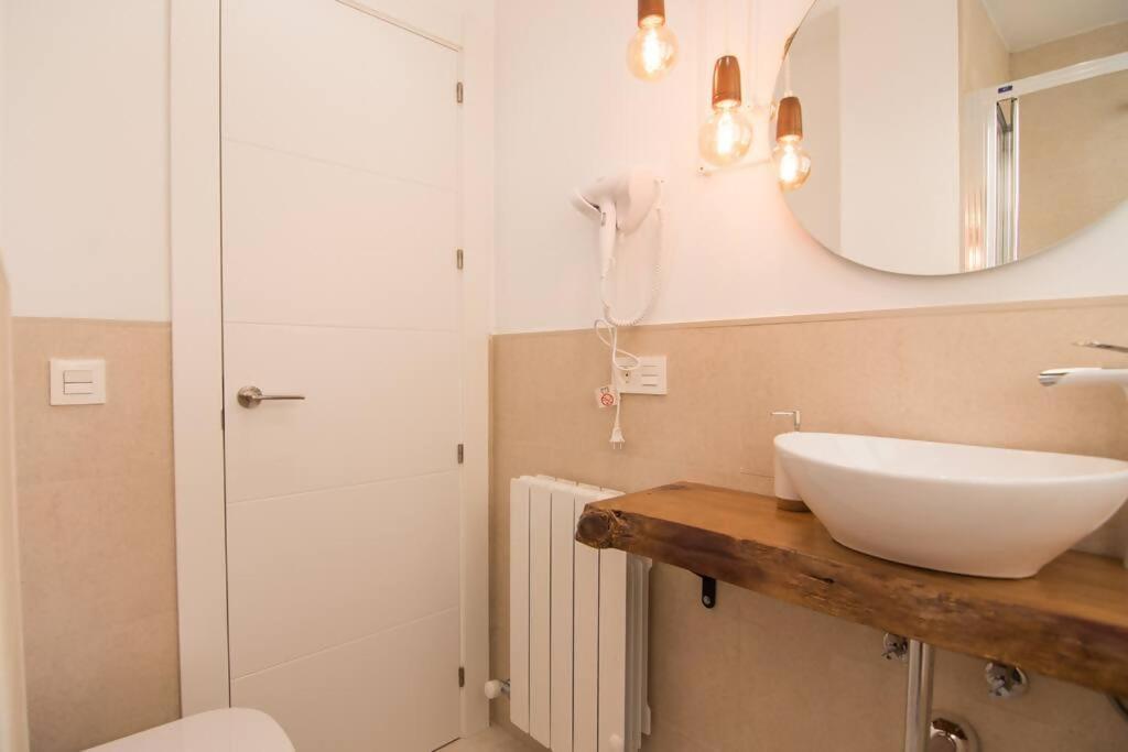 Apartamento Amplio Y Moderno En El Centro Granada