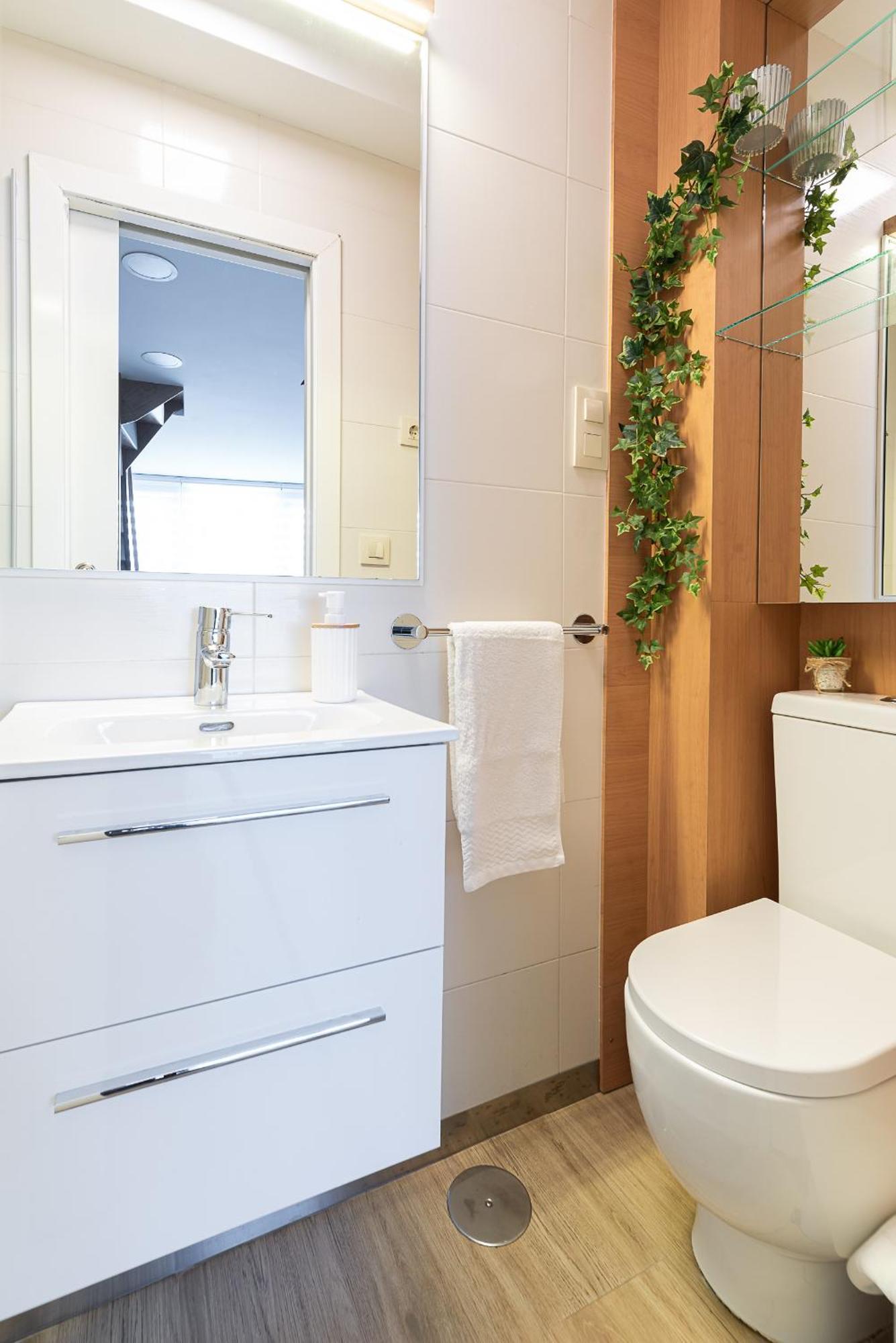Almuina Apartment *