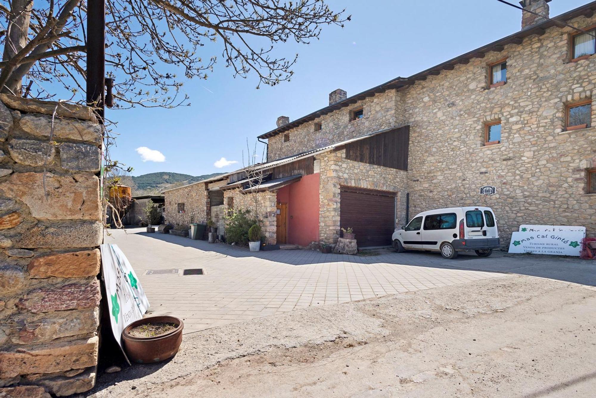 Agroturismo Mas Cal Ginto