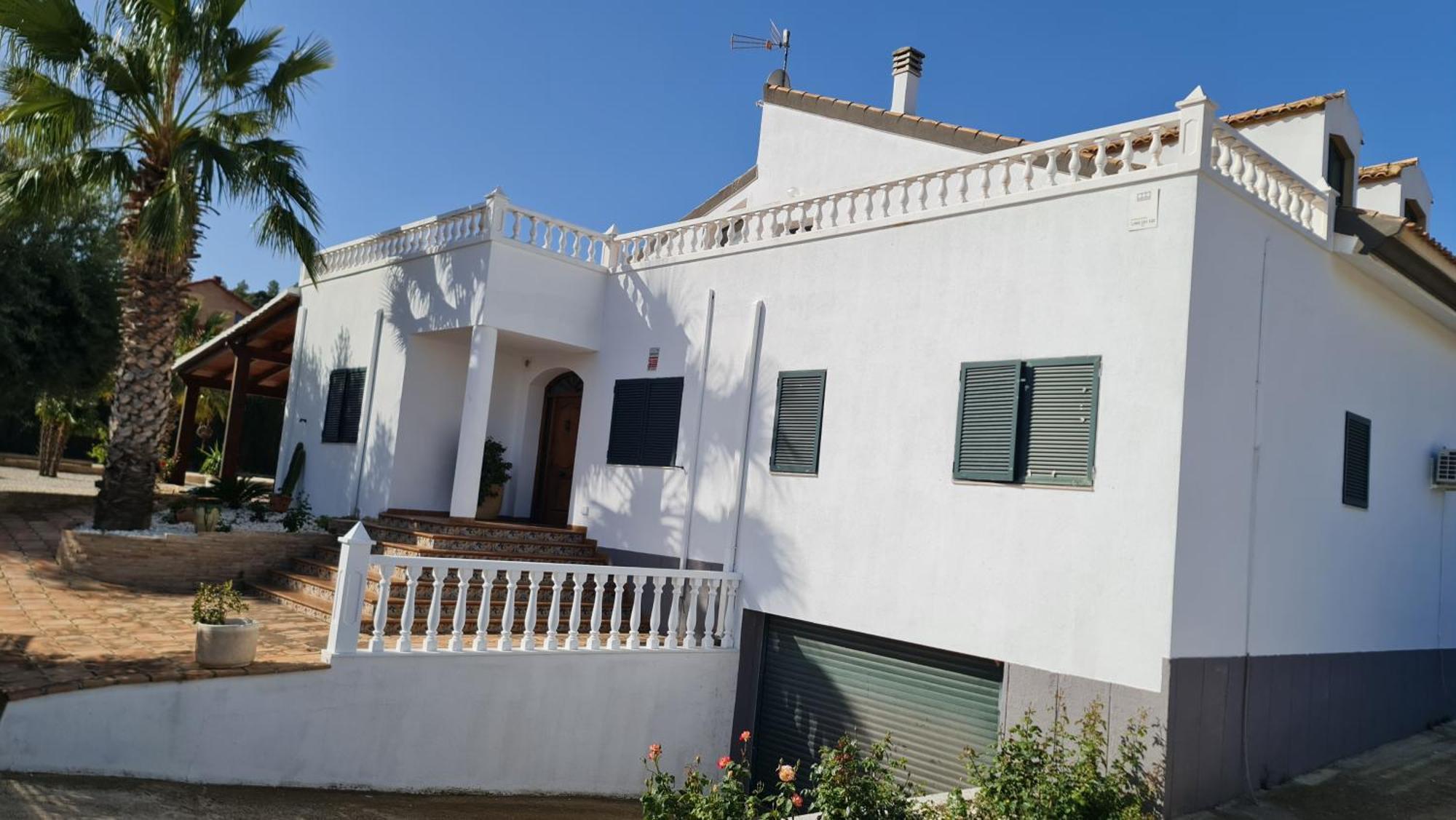 Hope Calasparra Villa