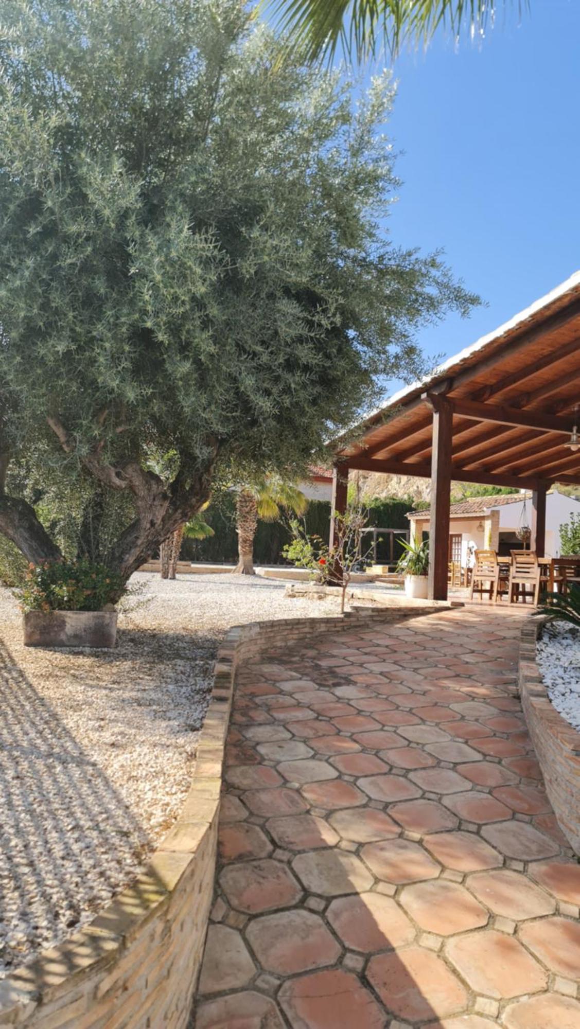 Hope Calasparra Villa