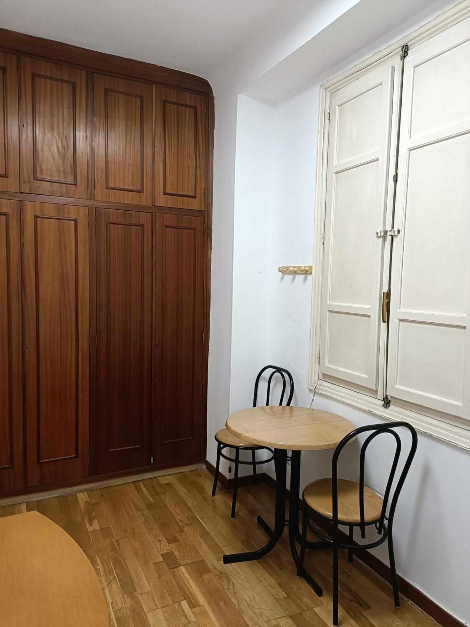 Homestay 2- La Habitacion Del Piso Centro