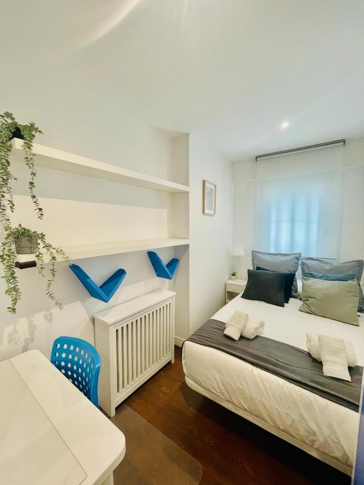 Apartamento Cuatro Torres, Apto 2 *