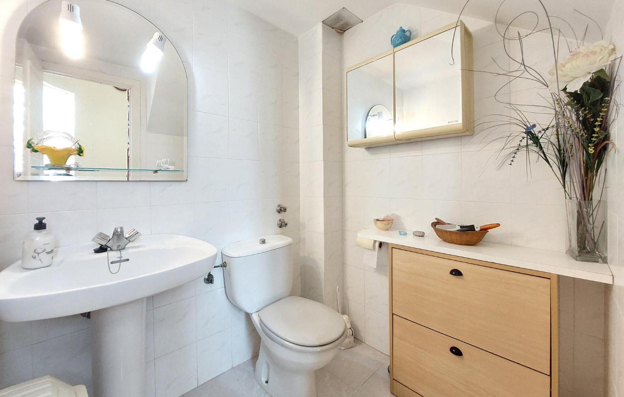 Holiday home 3 Bedroom Pet Friendly In *