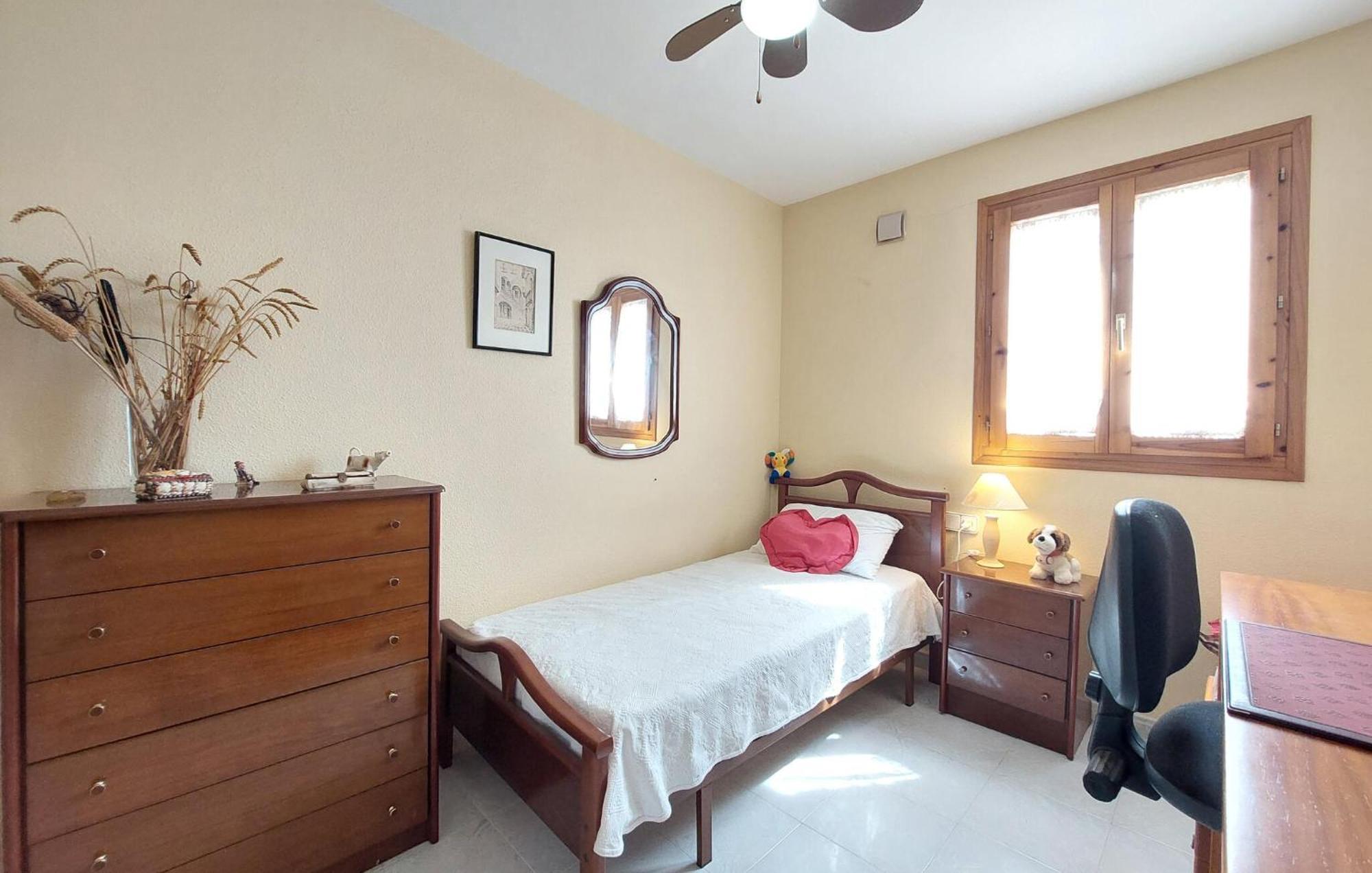Сasa de vacaciones 3 Bedroom Pet Friendly In *