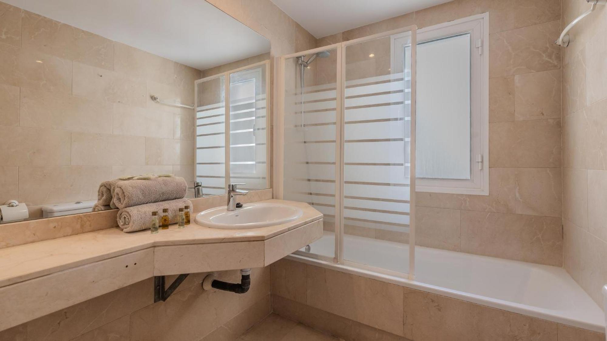 Apartamento Mediterranean Getaway Seaviews At Puerto Banus