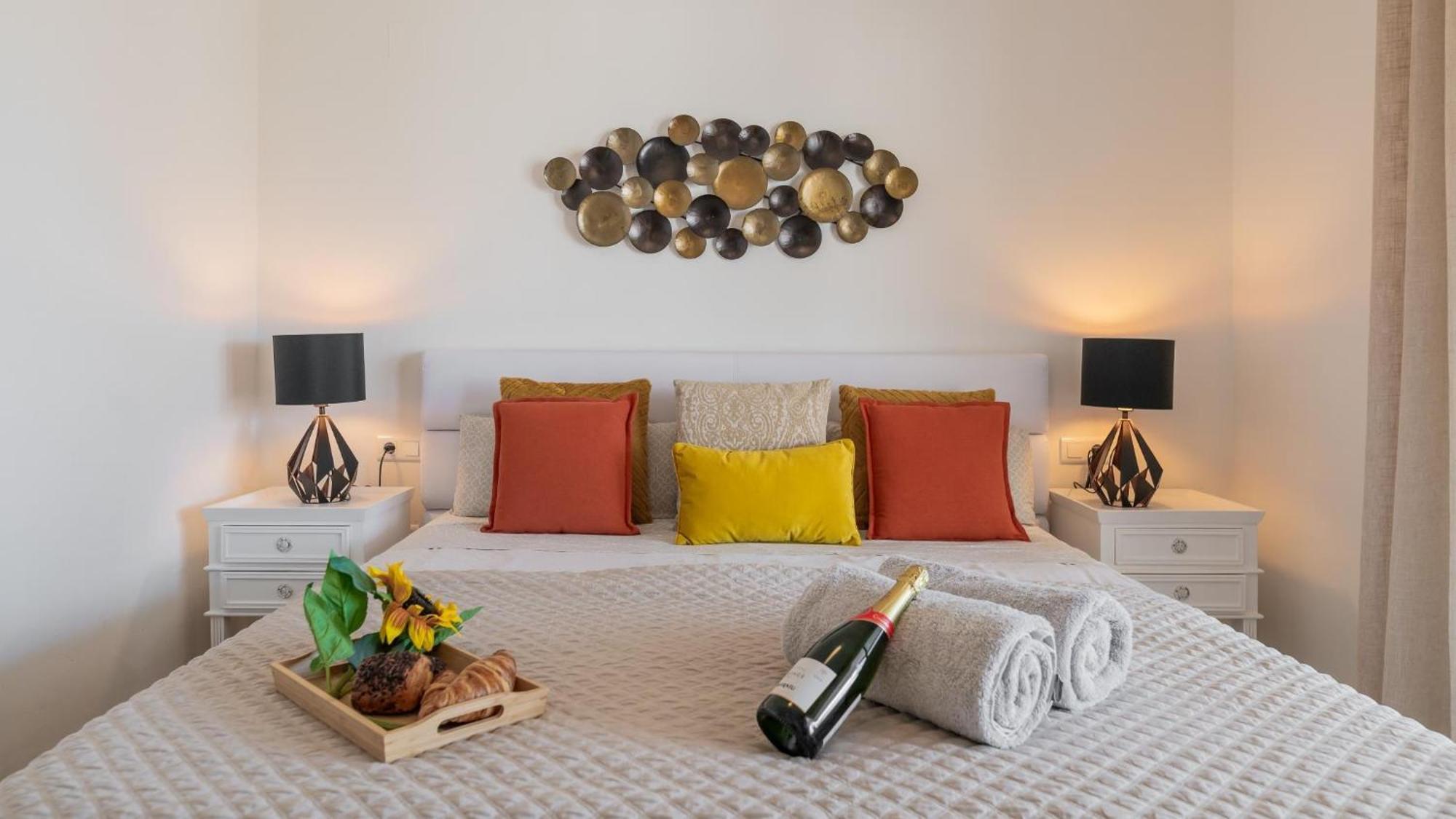 Mediterranean Getaway Seaviews At Puerto Banus *