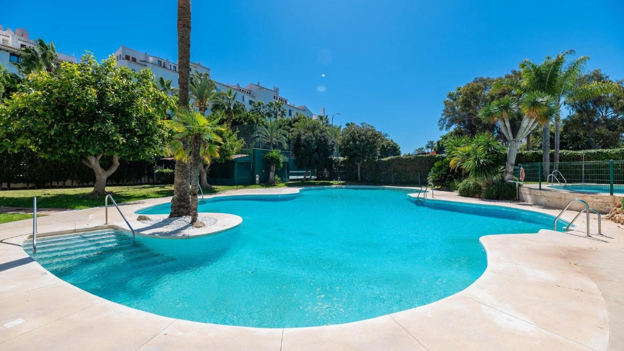 Apartamento Mediterranean Getaway Seaviews At Puerto Banus Marbella