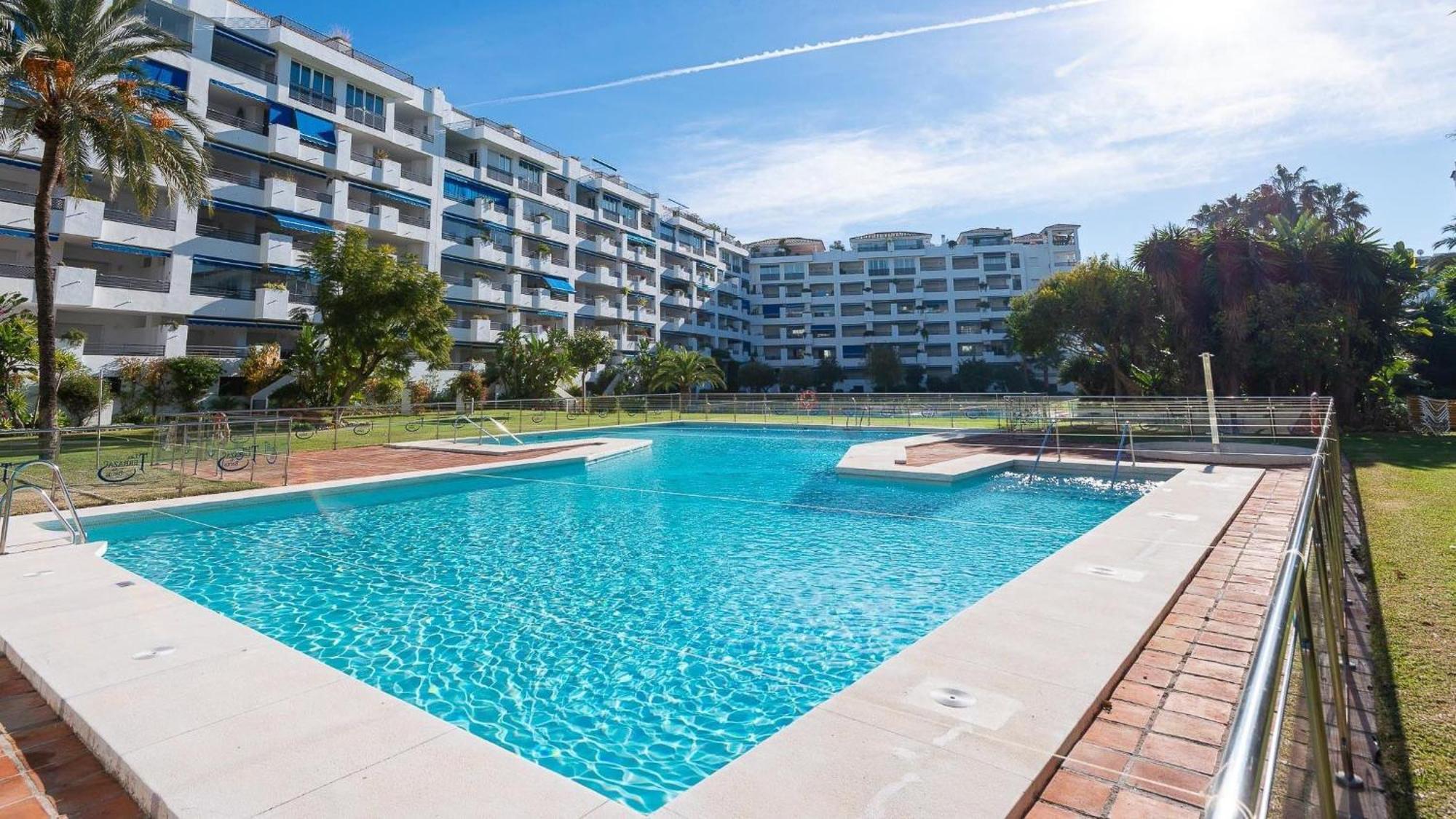 Mediterranean Getaway Seaviews At Puerto Banus Apartamento *
