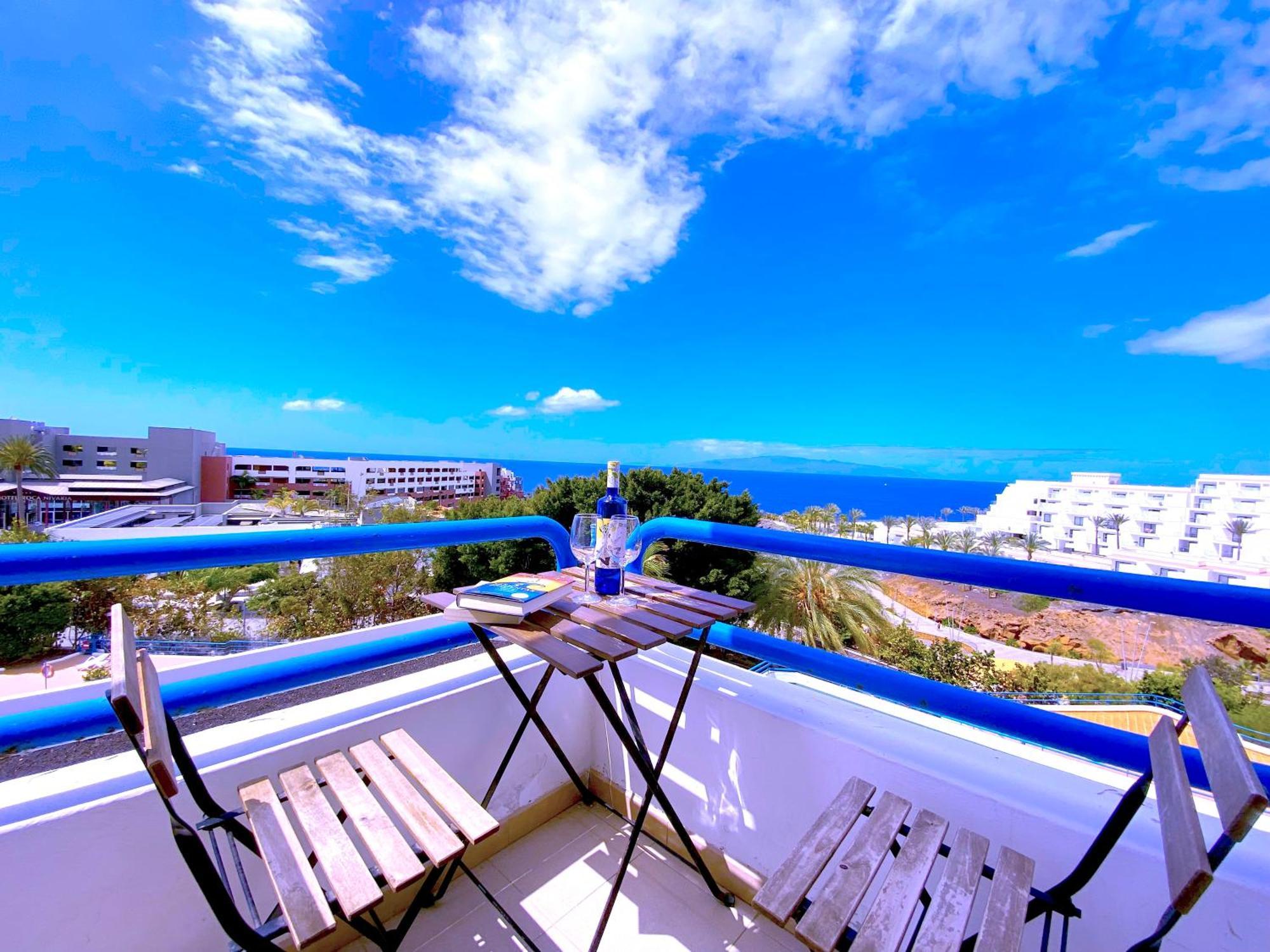 Tropicalidays Ocean Side Paraiso