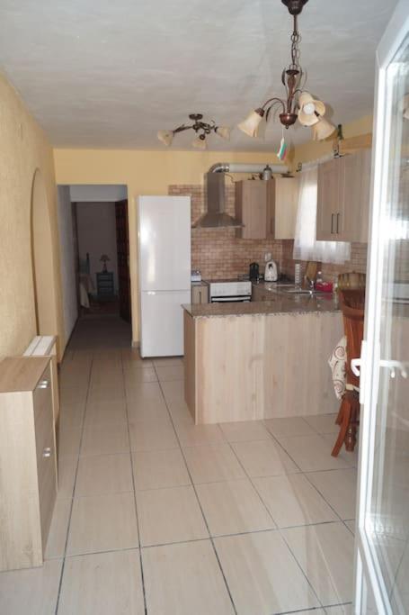 Private/separate Floor In A Near *