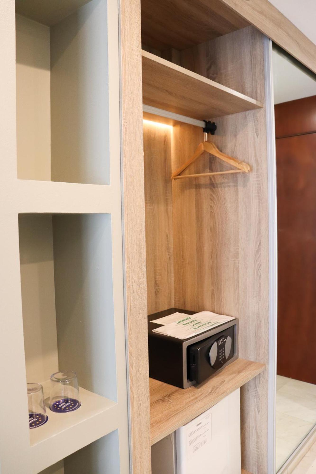 Hotel Eurohotel Barcelona Granvia Fira 4*