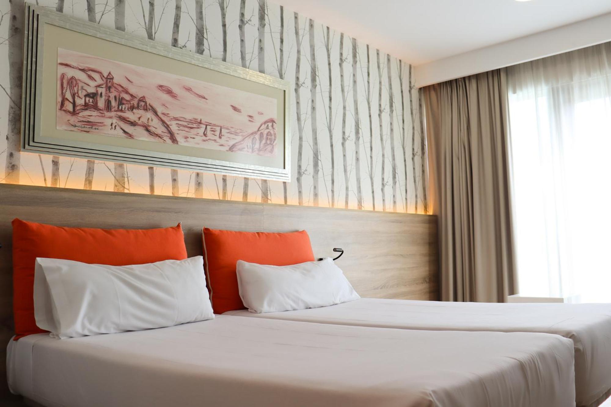 Hotel Eurohotel Barcelona Granvia Fira 4*