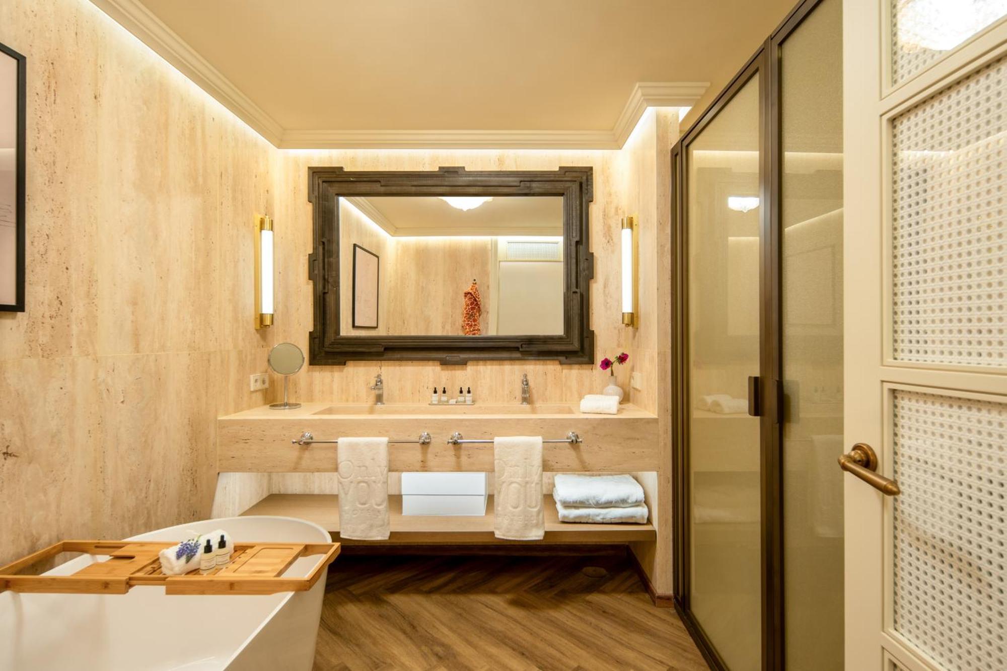 Only Hotel 5*