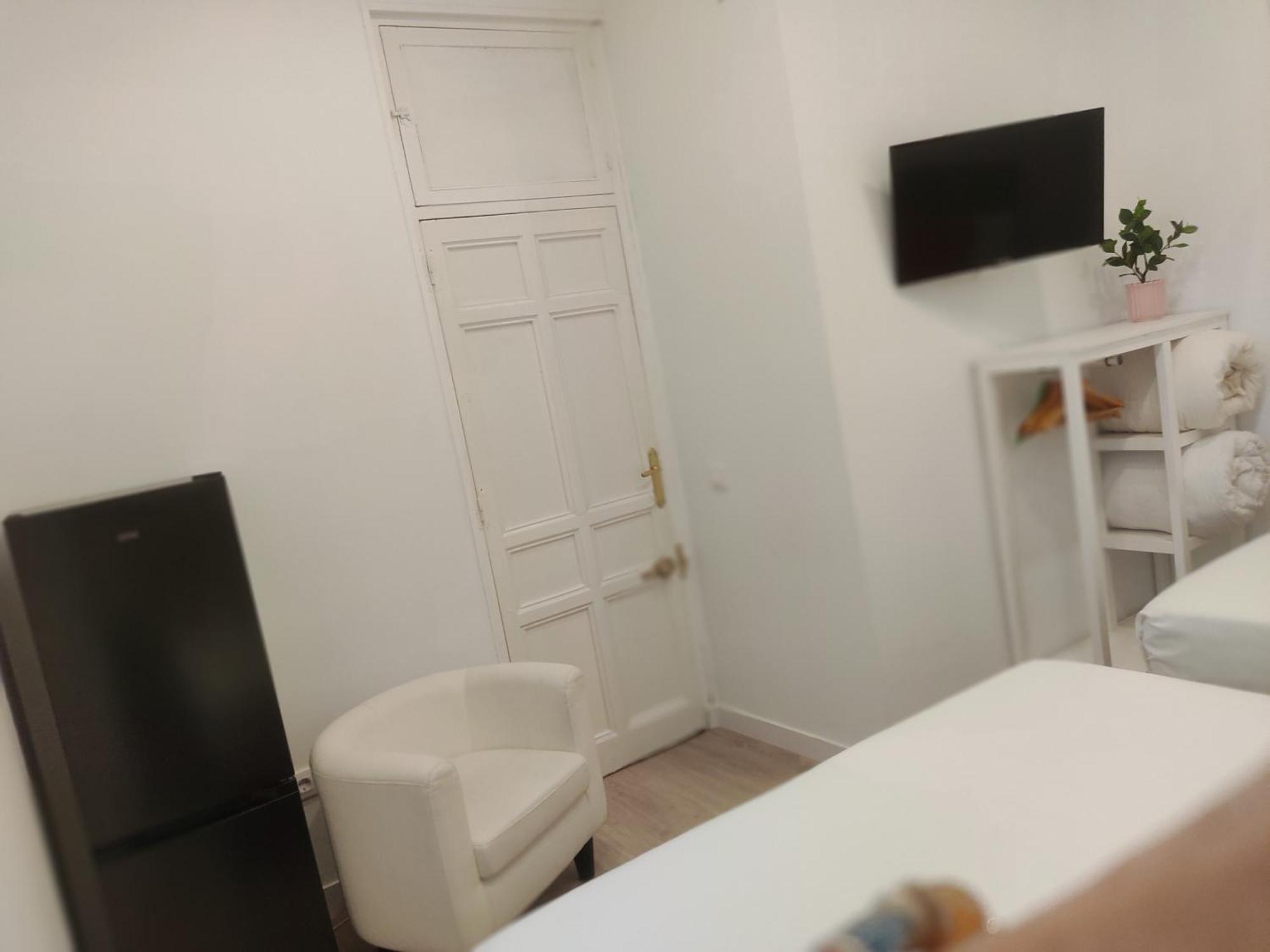 Guest house Grand Via House