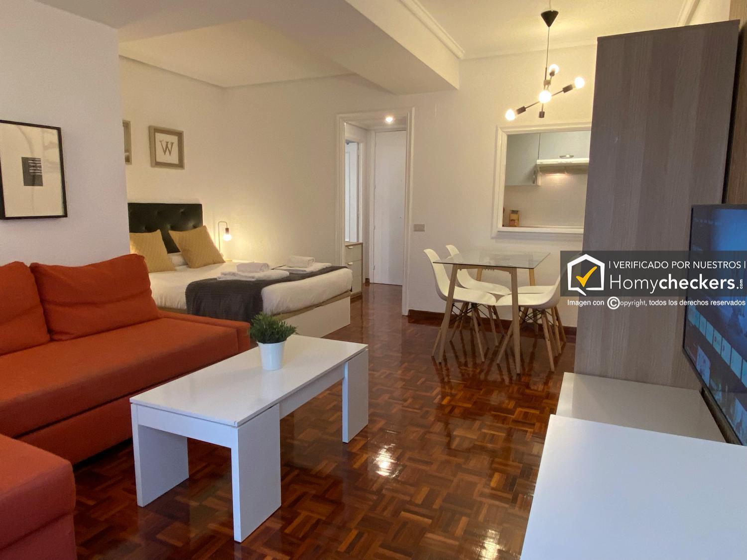 Homyat Julius Apartment *