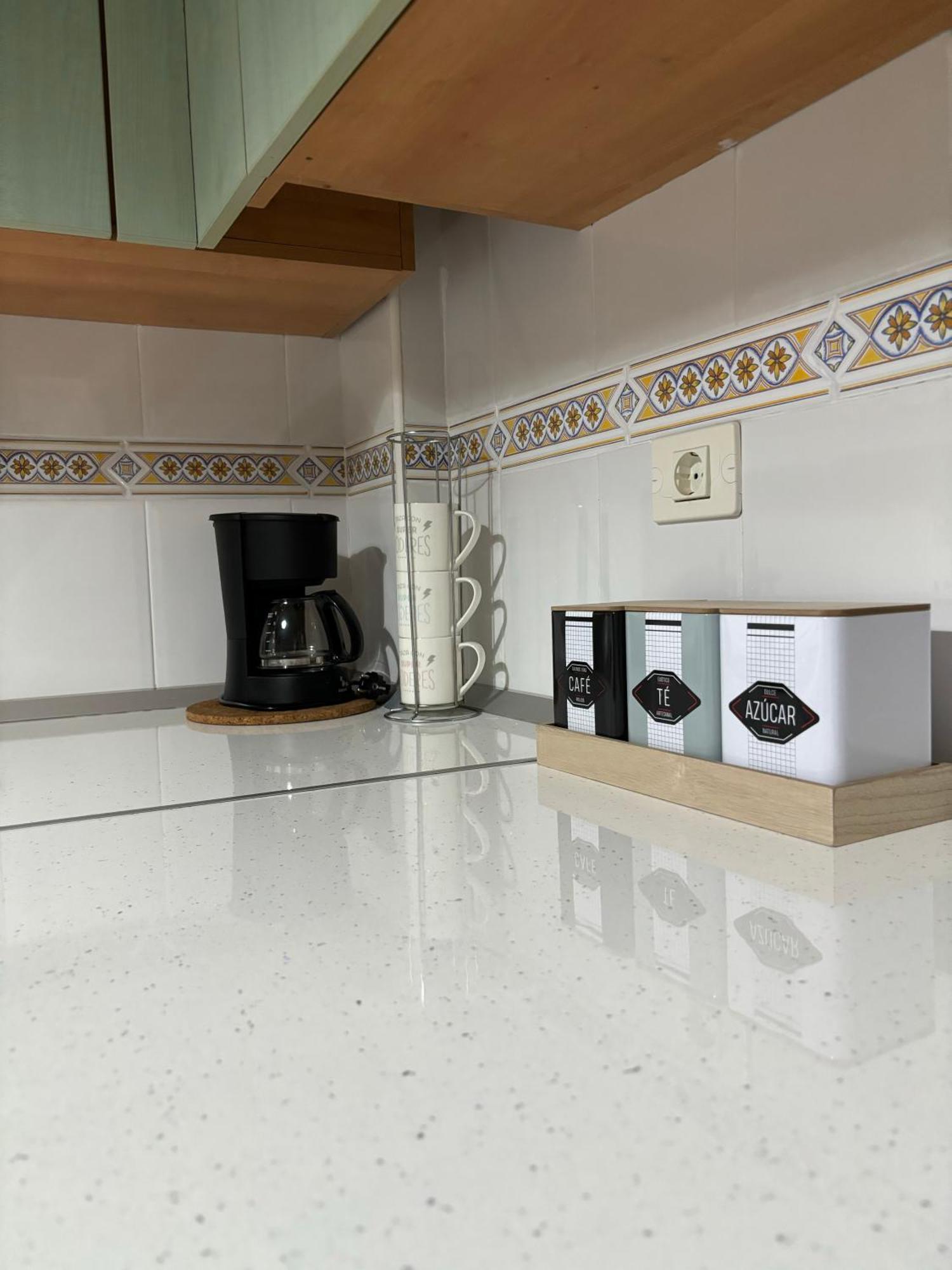 Sardina Near The With Pool And Wifi E Apartamento *