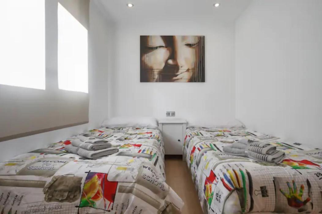 Playa Con Piscina Parking Y 2 Habitac Castelldefels