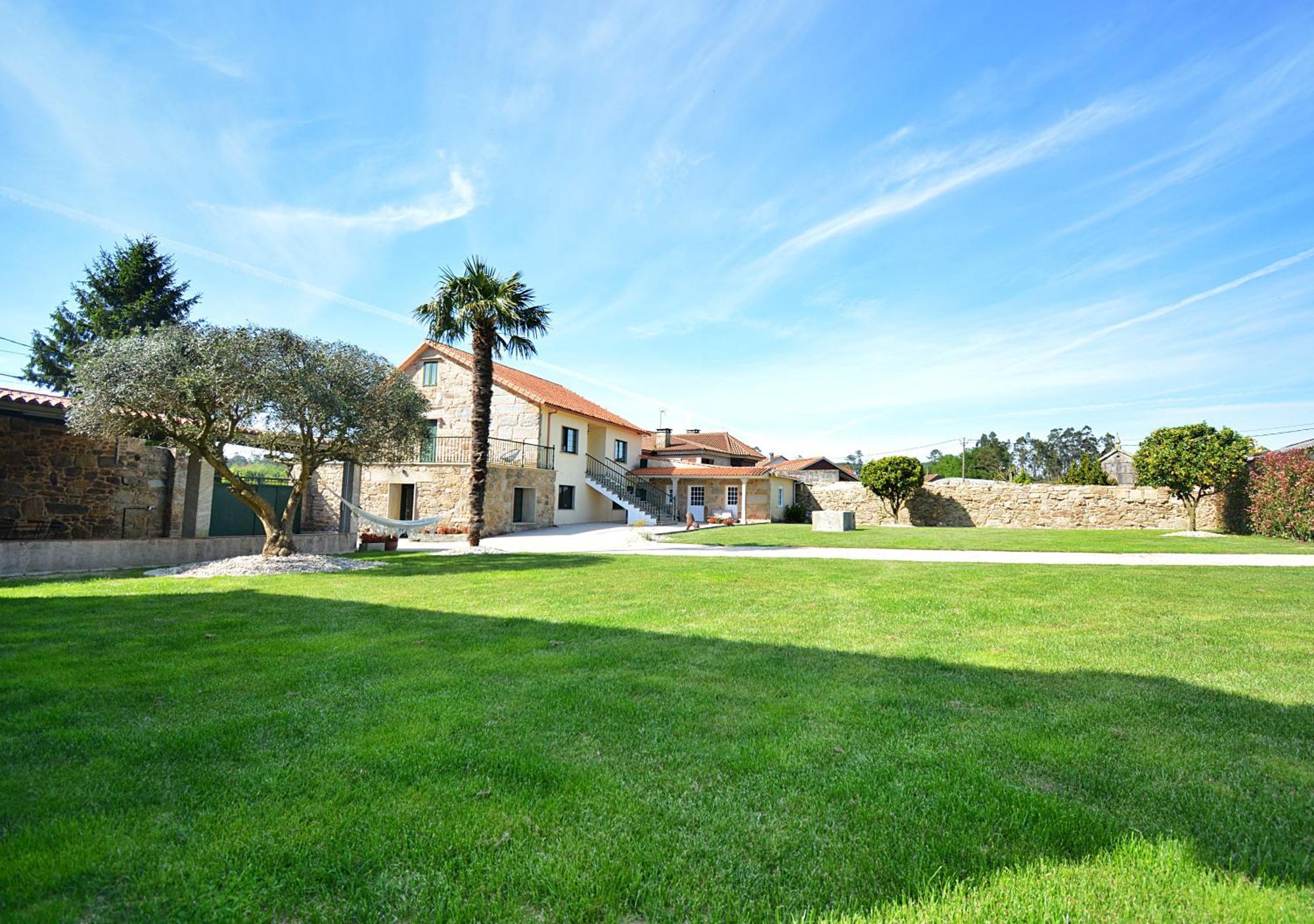 Casa Con Enorme Jardín En Сasa de vacaciones Cambados