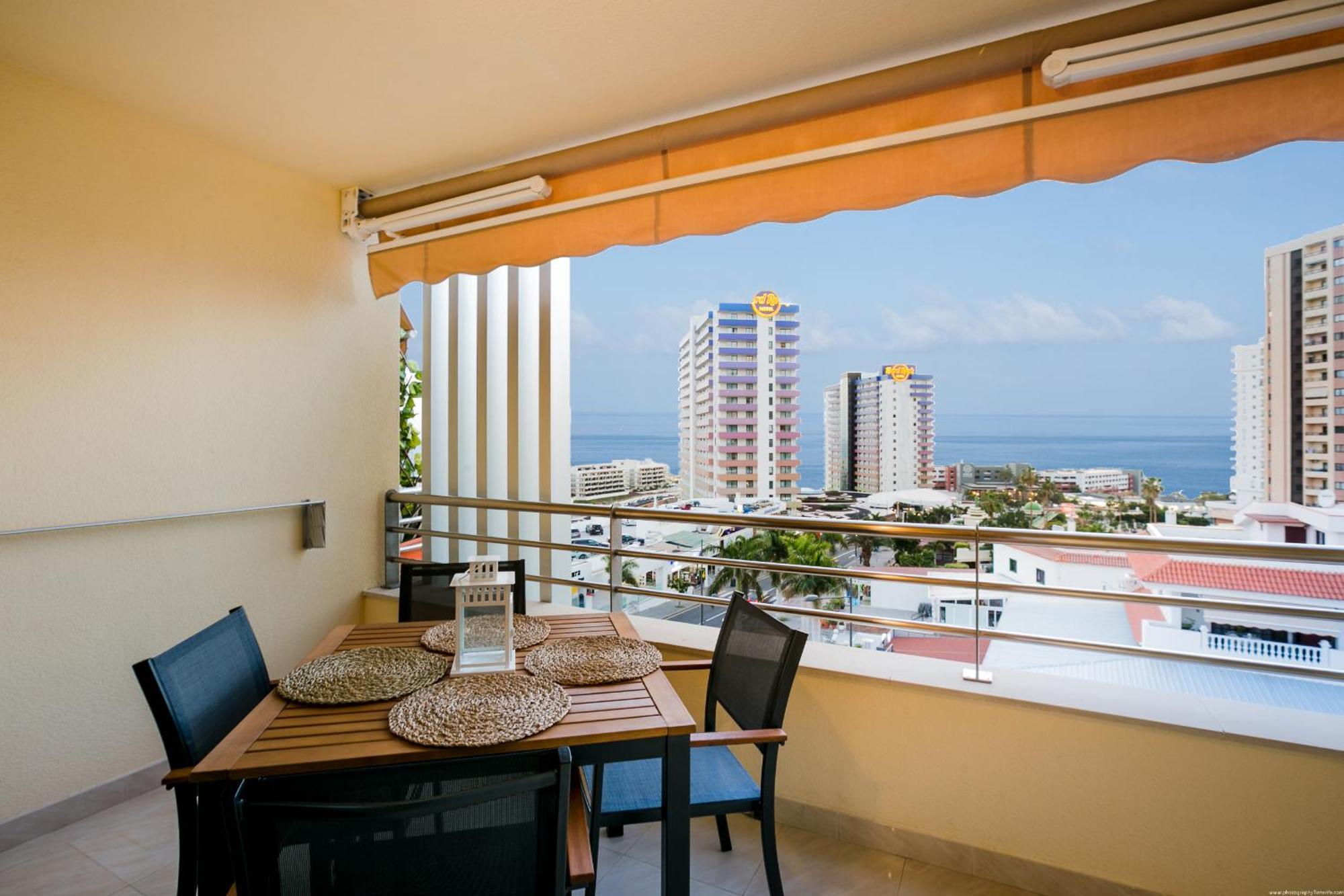 422 Quiet, Beautiful Flat With Sea View *