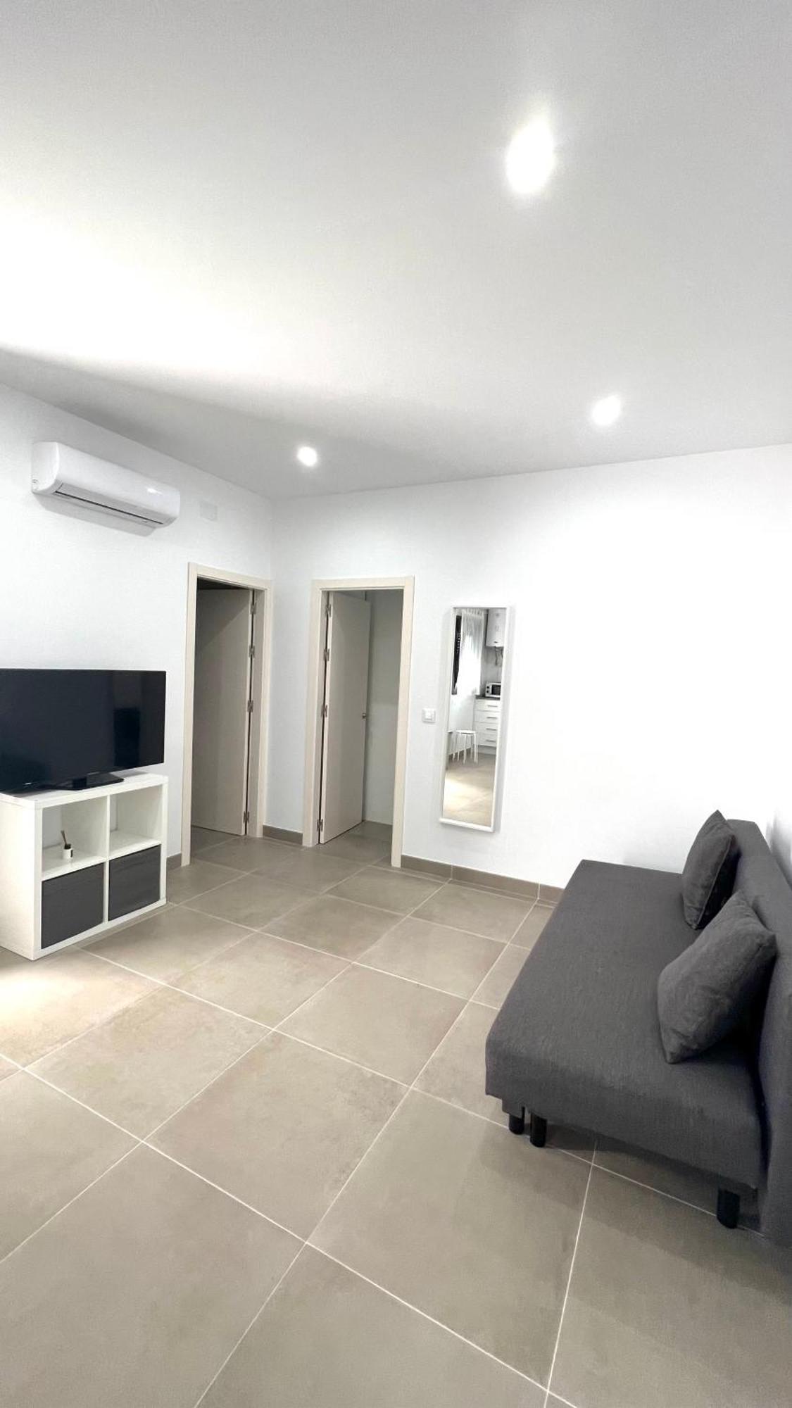 Encantador En Apartment