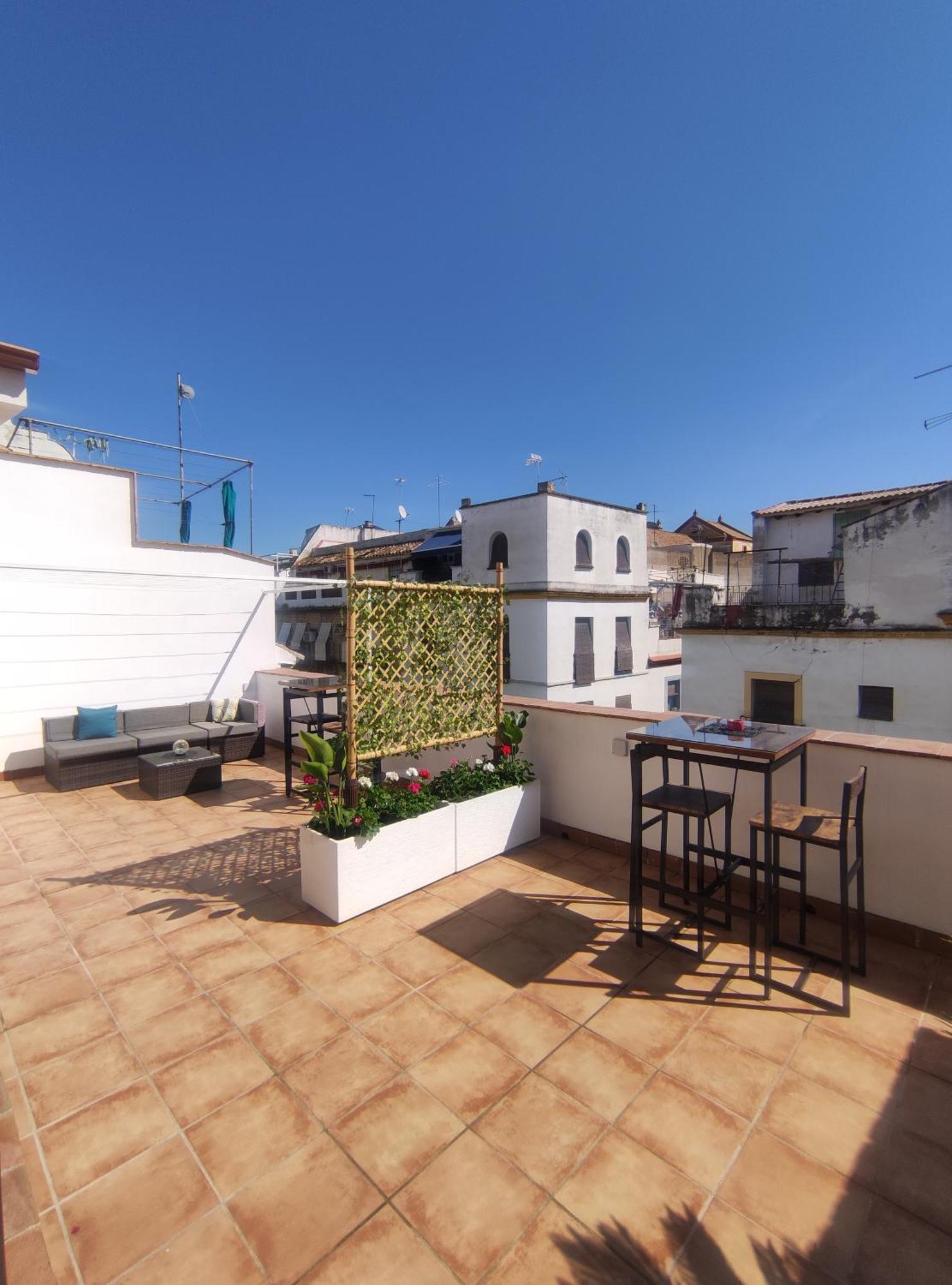 La Muralla De San Fernando De Apartamento