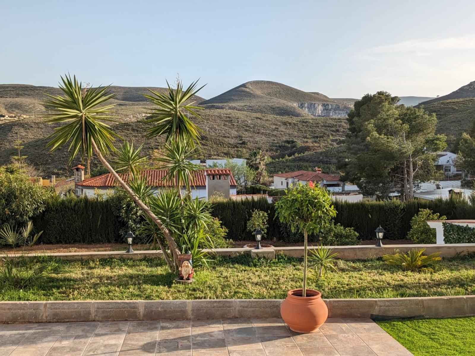 Buen Estar, Piscina, Barbacoa, Jacuzzi En Valencia Turís