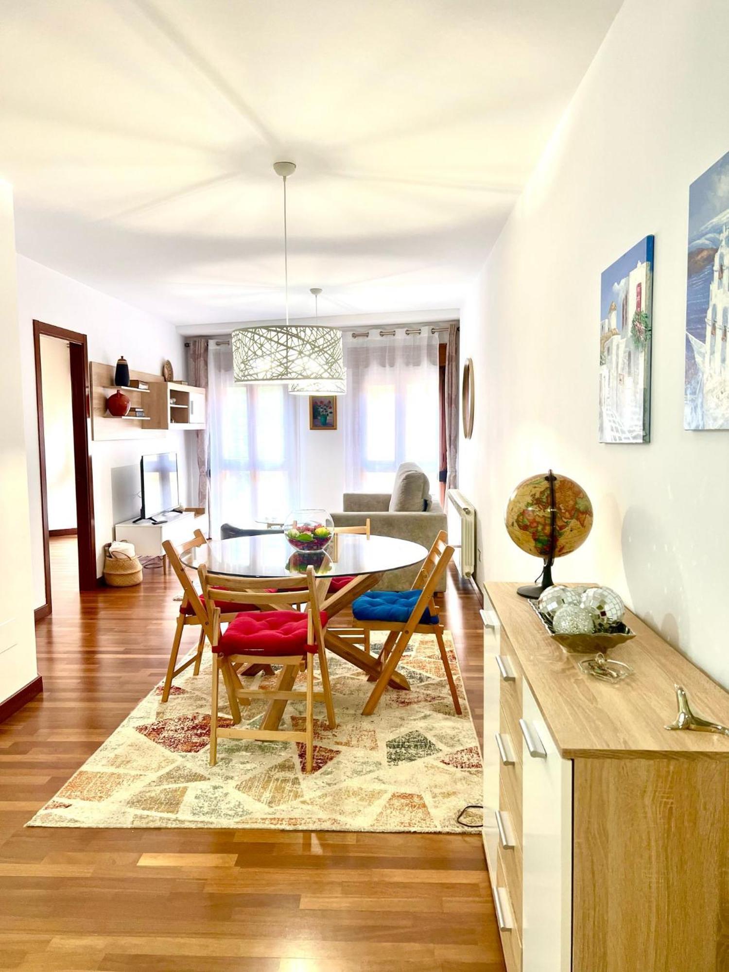 Apartamento Salon Moderno Con Plaza De Garaje Privada *