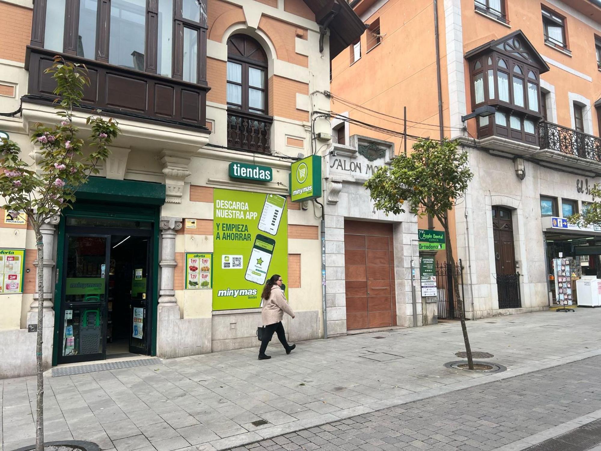 Apartamento Salon Moderno Con Plaza De Garaje Privada Llanes