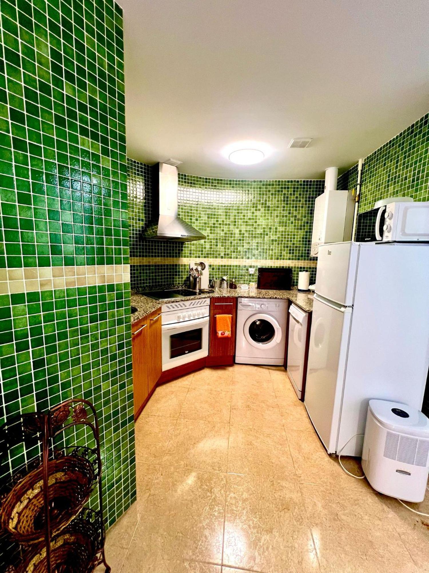 Apartamento Salon Moderno Con Plaza De Garaje Privada