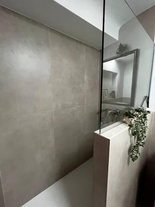 Сasa de vacaciones Casa De 5 Hasta 9 Plazas, La Casilla En Durcal, Granada *