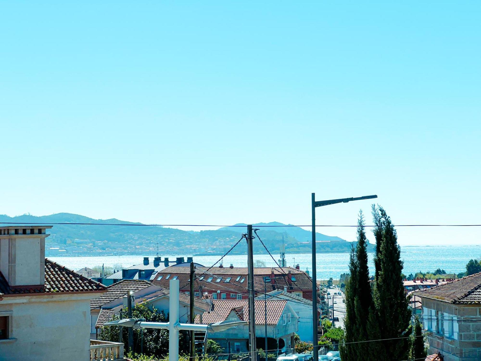 Apartamento En Con Terraza, Vistas Y Garaje * Nigrán
