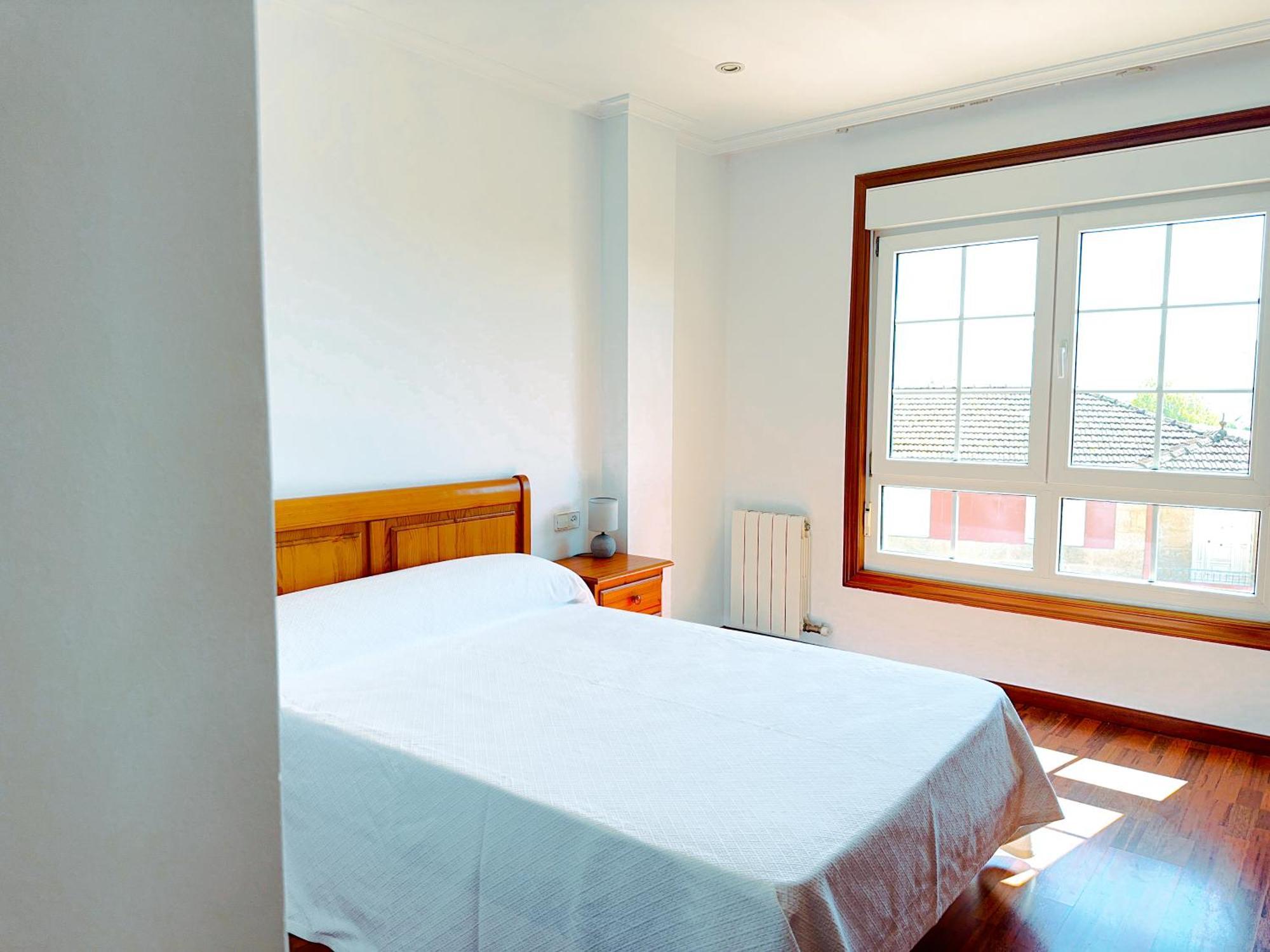 Apartamento En Con Terraza, Vistas Y Garaje *