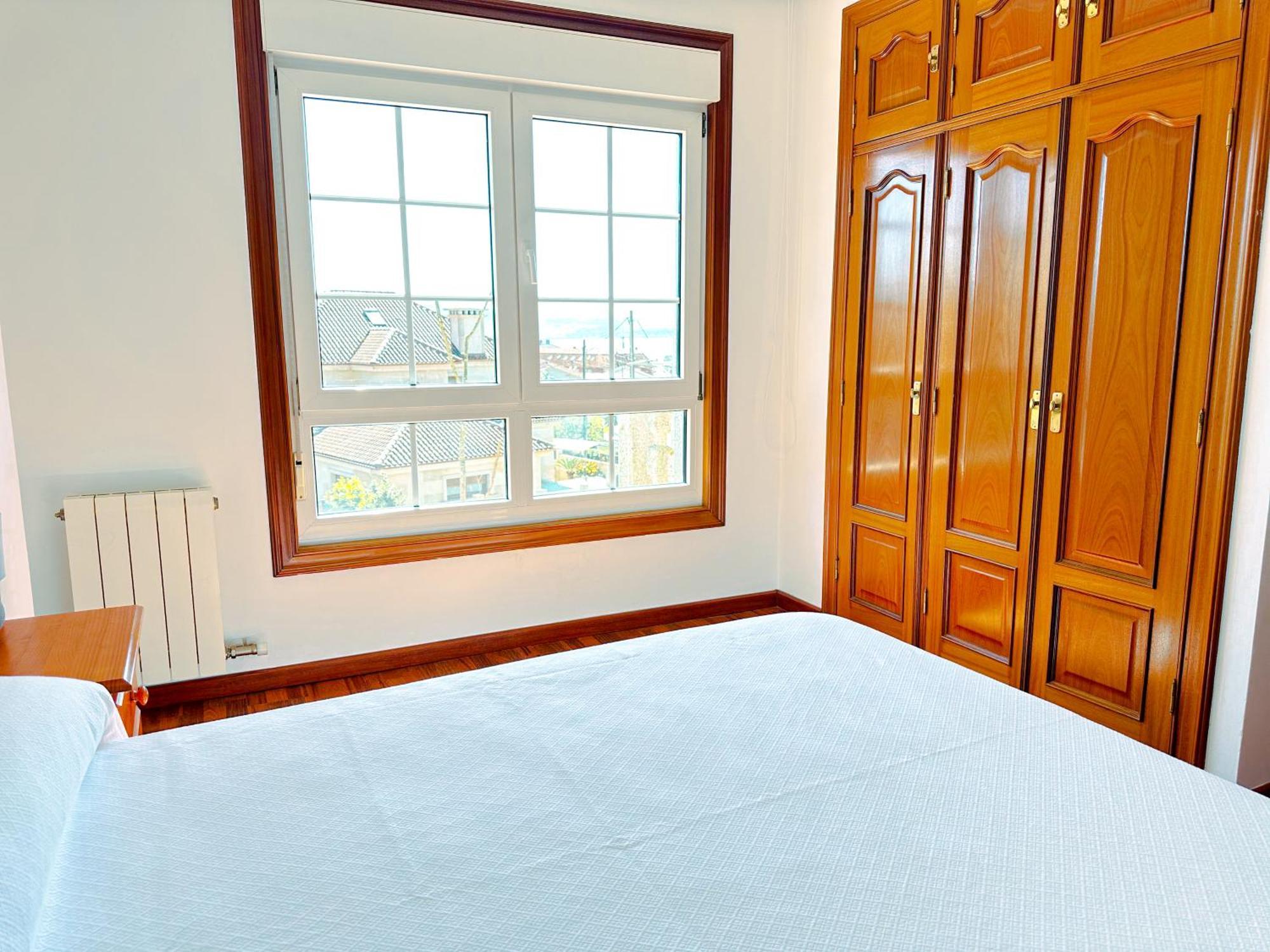 Apartamento En Con Terraza, Vistas Y Garaje Nigrán