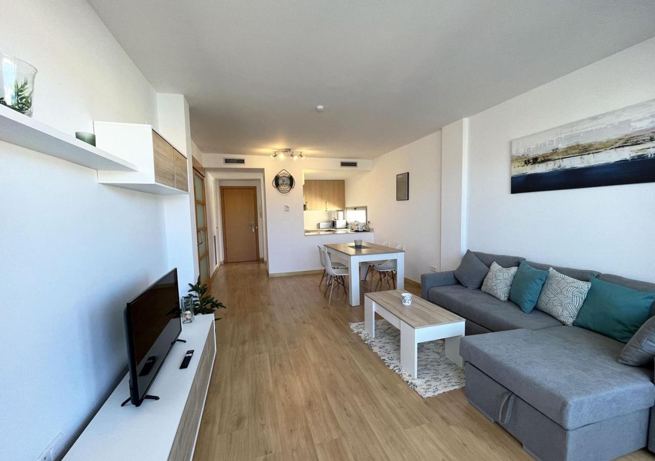 2-bedroom Brand New Steps From The Apartment Llanca