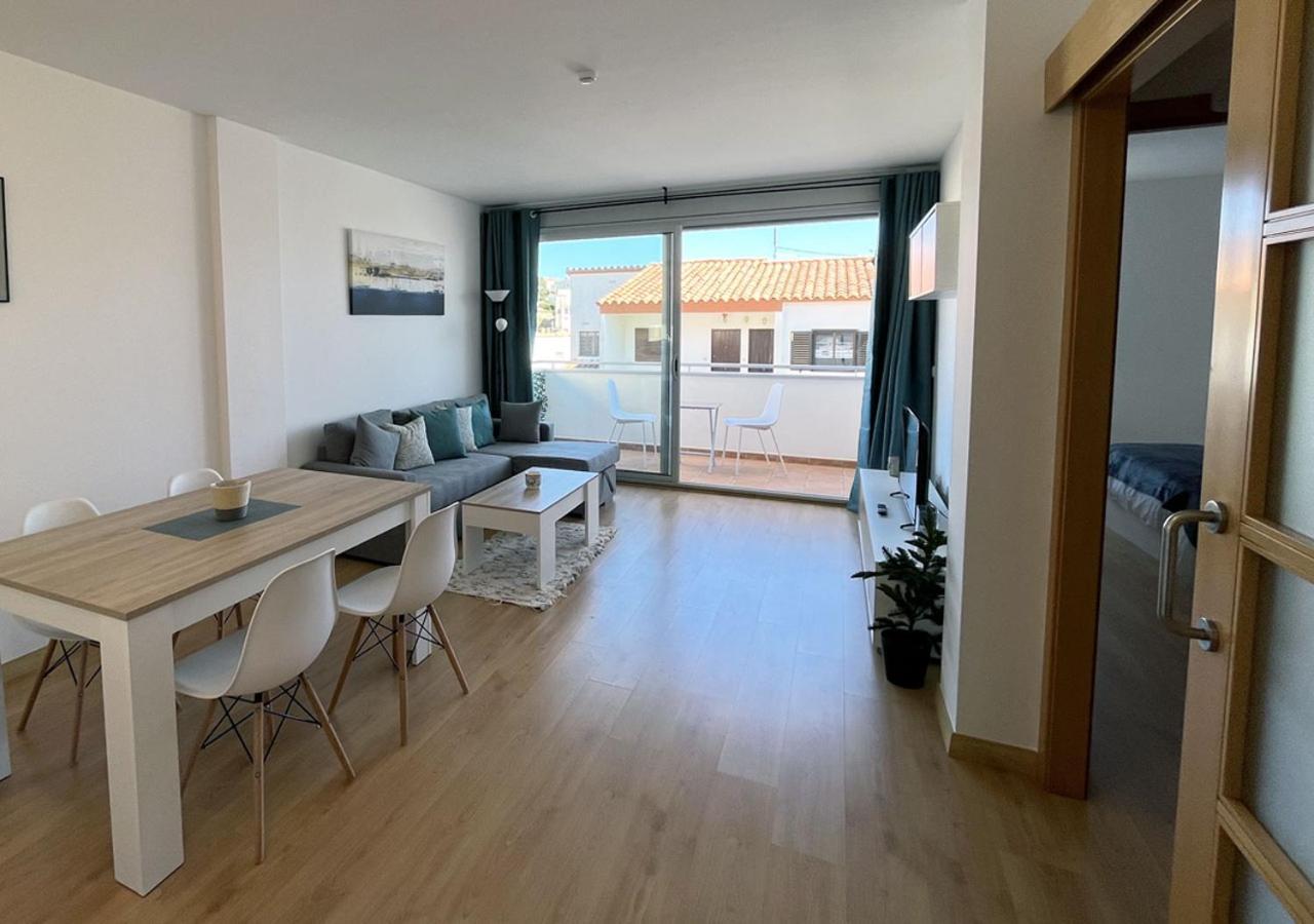 2-bedroom Brand New Steps From The Llanca