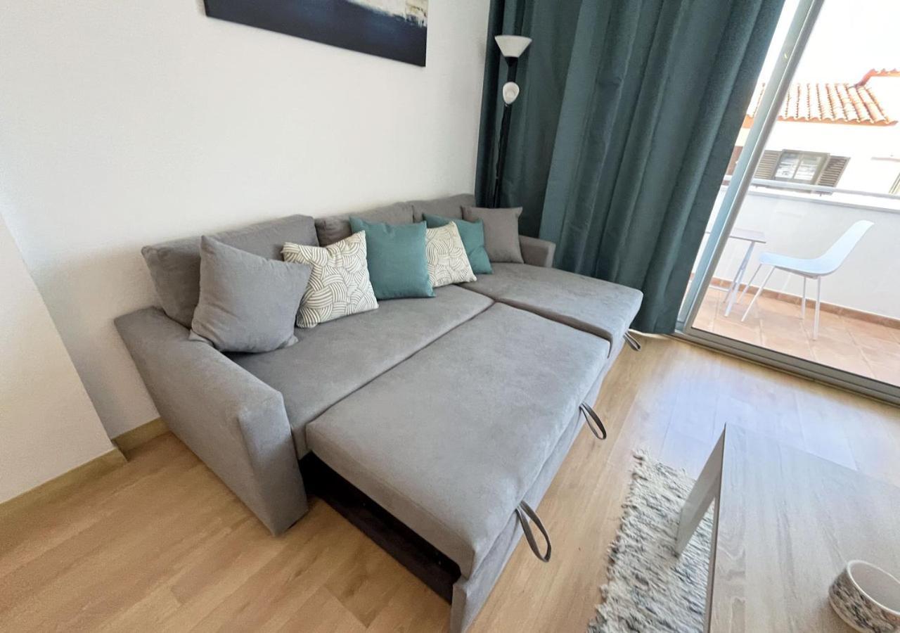 Apartment 2-bedroom Brand New Steps From The