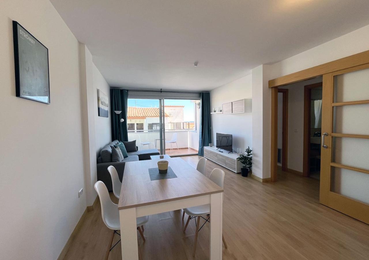 2-bedroom Brand New Steps From The Apartment Llanca
