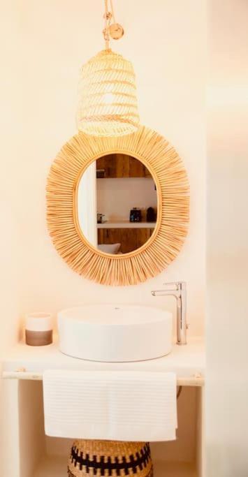 Roca - Modern & Stylish *