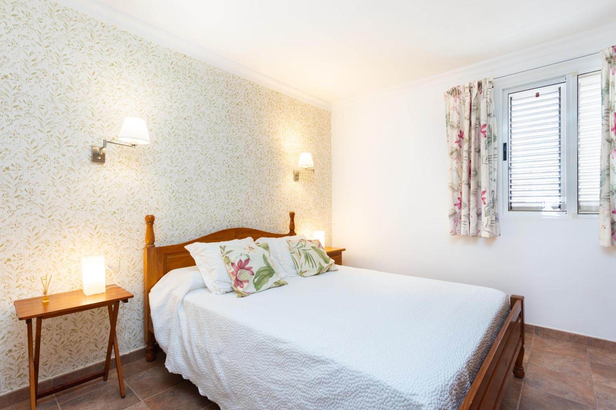 Home2book Cozy With Communal Pool, El Poris Apartamento
