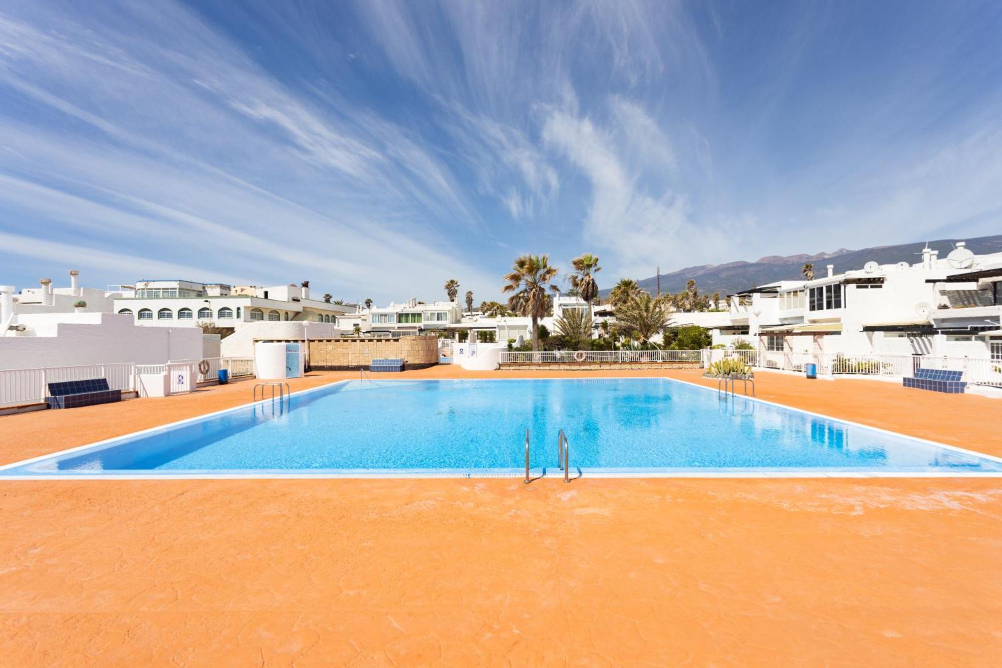 Apartamento Home2book Cozy With Communal Pool, El Poris