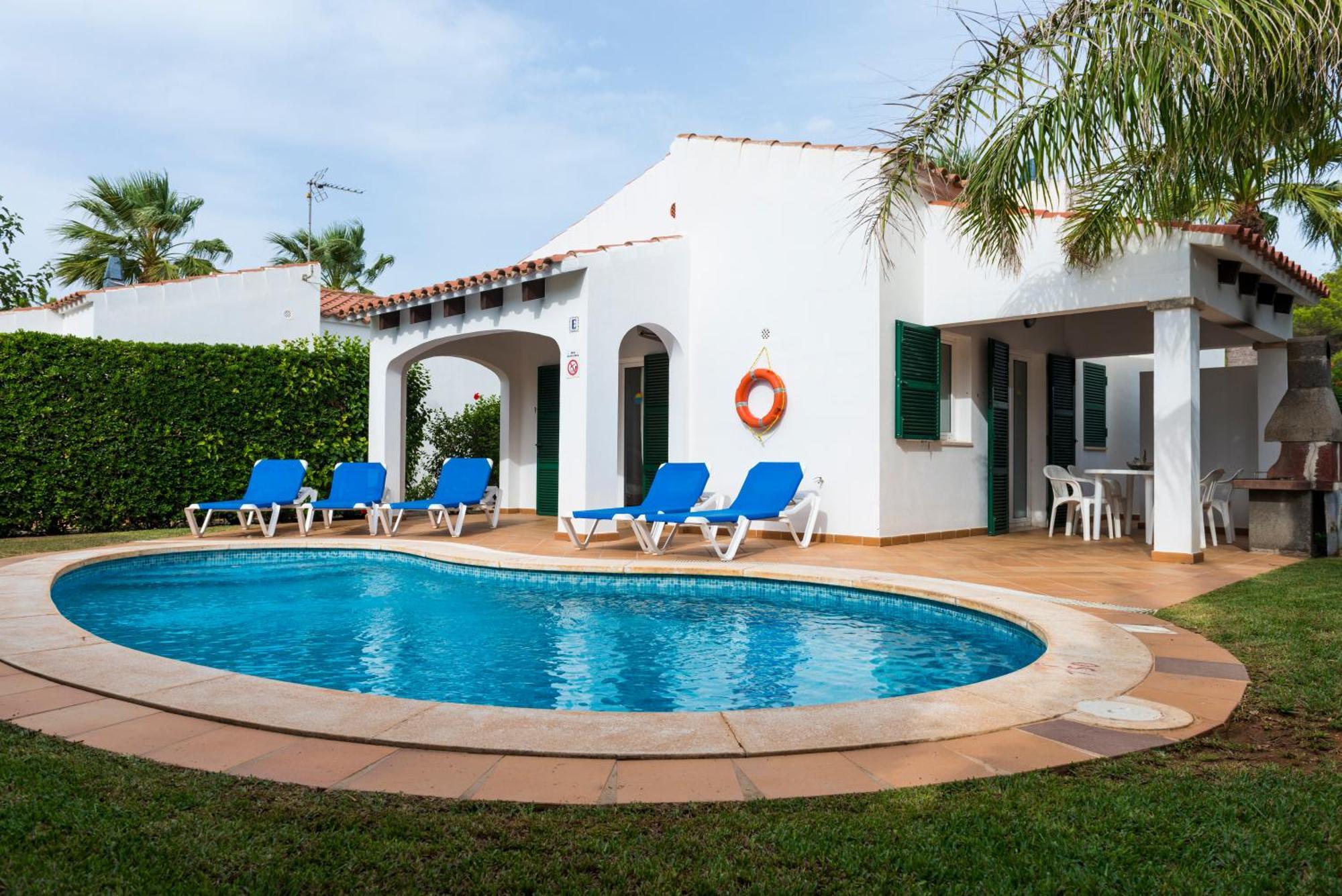 Сasa de vacaciones Apartchalet Elvira. E *